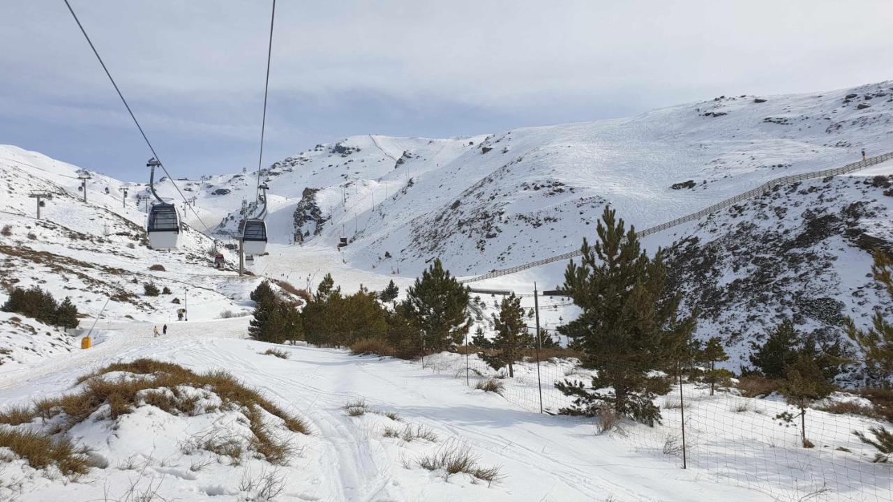 Estudio Mariposa Sierra Nevada Exterior photo